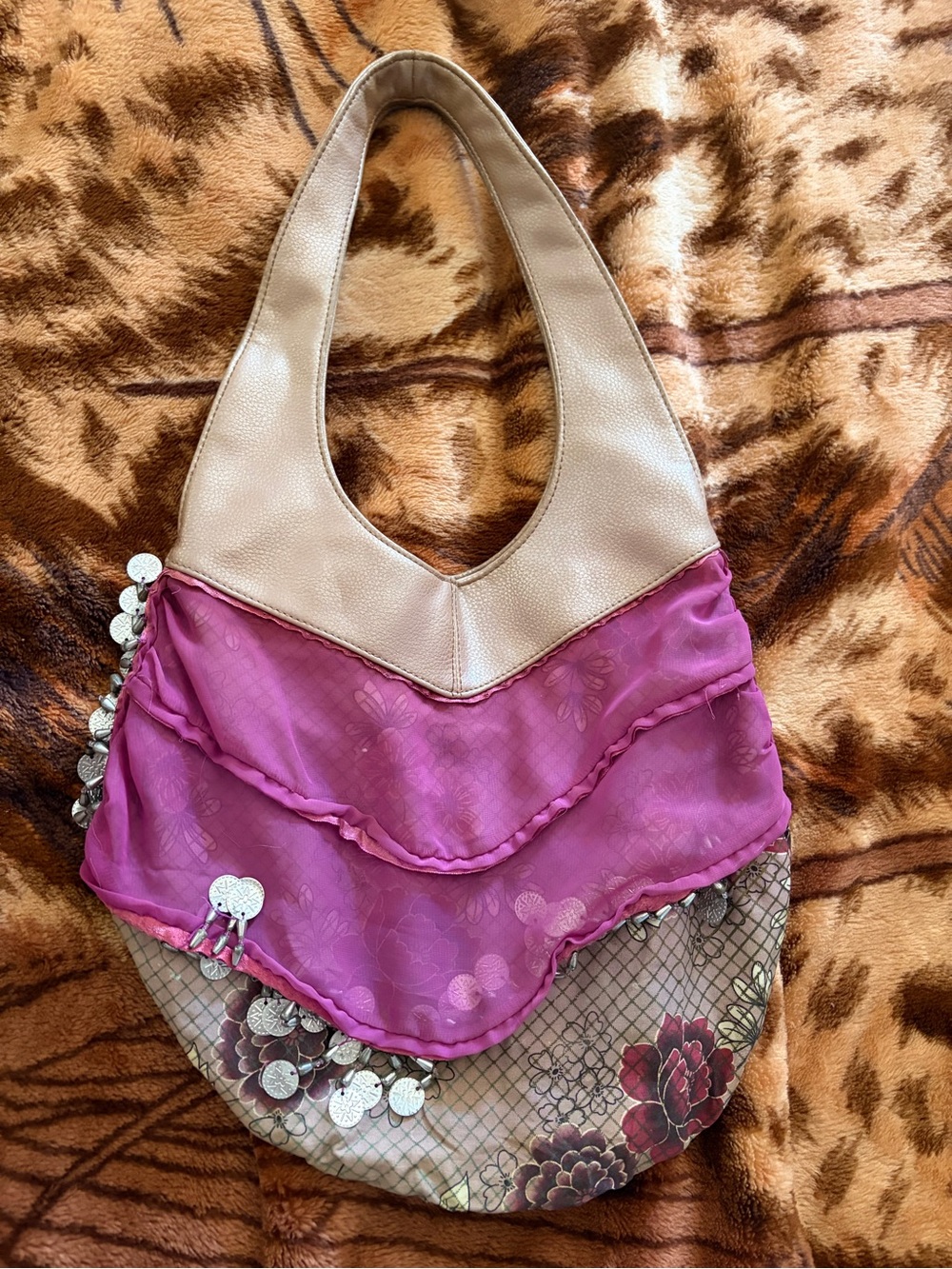 Vintage Loop NYC Y2K Bohemian Ruffle Coin Hobo Bag